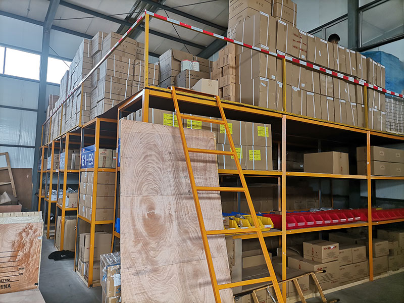 Auto parts warehouse